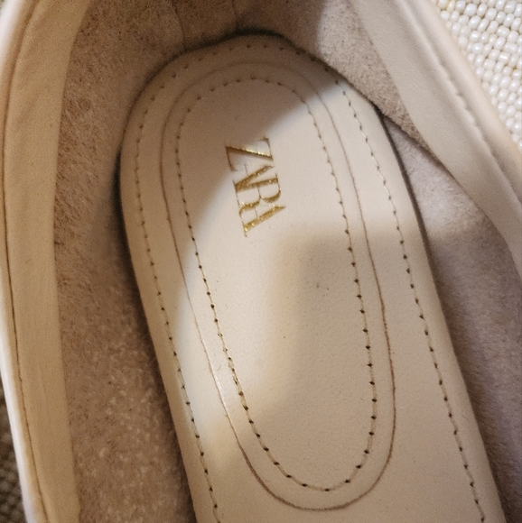 Zara Leather Ballet Flats, Off White, Size 10 Mary Jane style - Picture 3 of 7